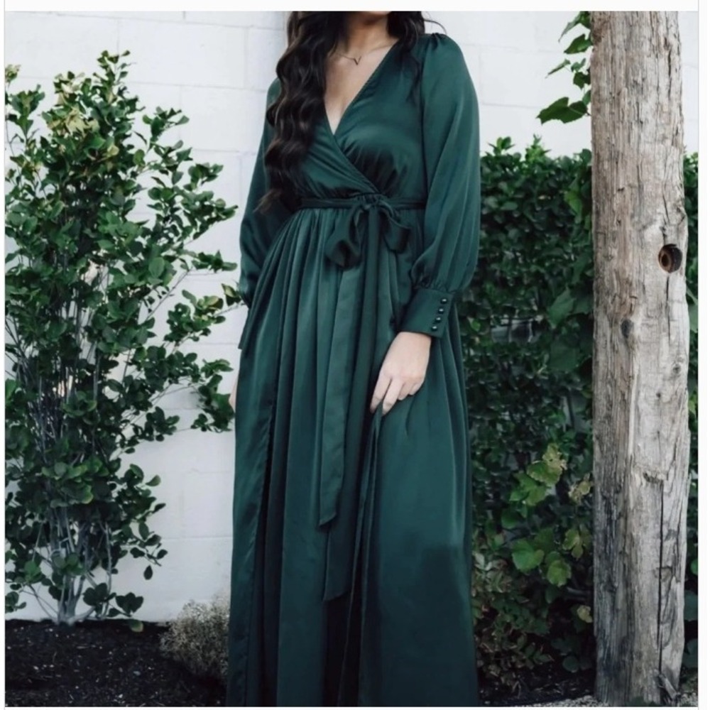 Baltic Born Jenna Satin Maxi Dress Hunter Green Long Sleeve Wrap‎ Gown Womens M